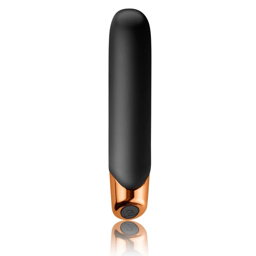 Chaiamo Black Vibrator - Powerful, Discreet, Waterproof Personal Massager for Ultimate Pleasure